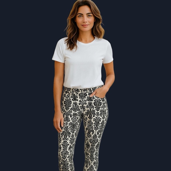 CJ by Cookie Johnson Believe Leggings Size 27 Damask Print - Picture 1 of 12
